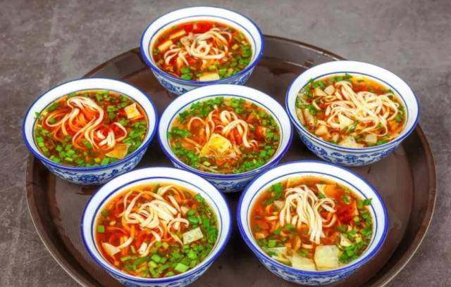【五一游慶陽】探尋寶藏景點<strong></p>
<p>特美食
</strong>，品味特美食，解鎖慶城新玩法！:特美食
